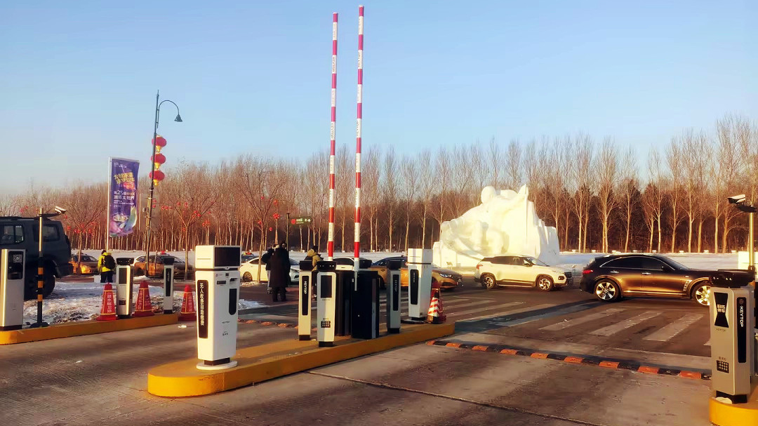 “爾濱”強勢出圈，科拓智慧停車助力多個景區(qū)迎接“八方來客”